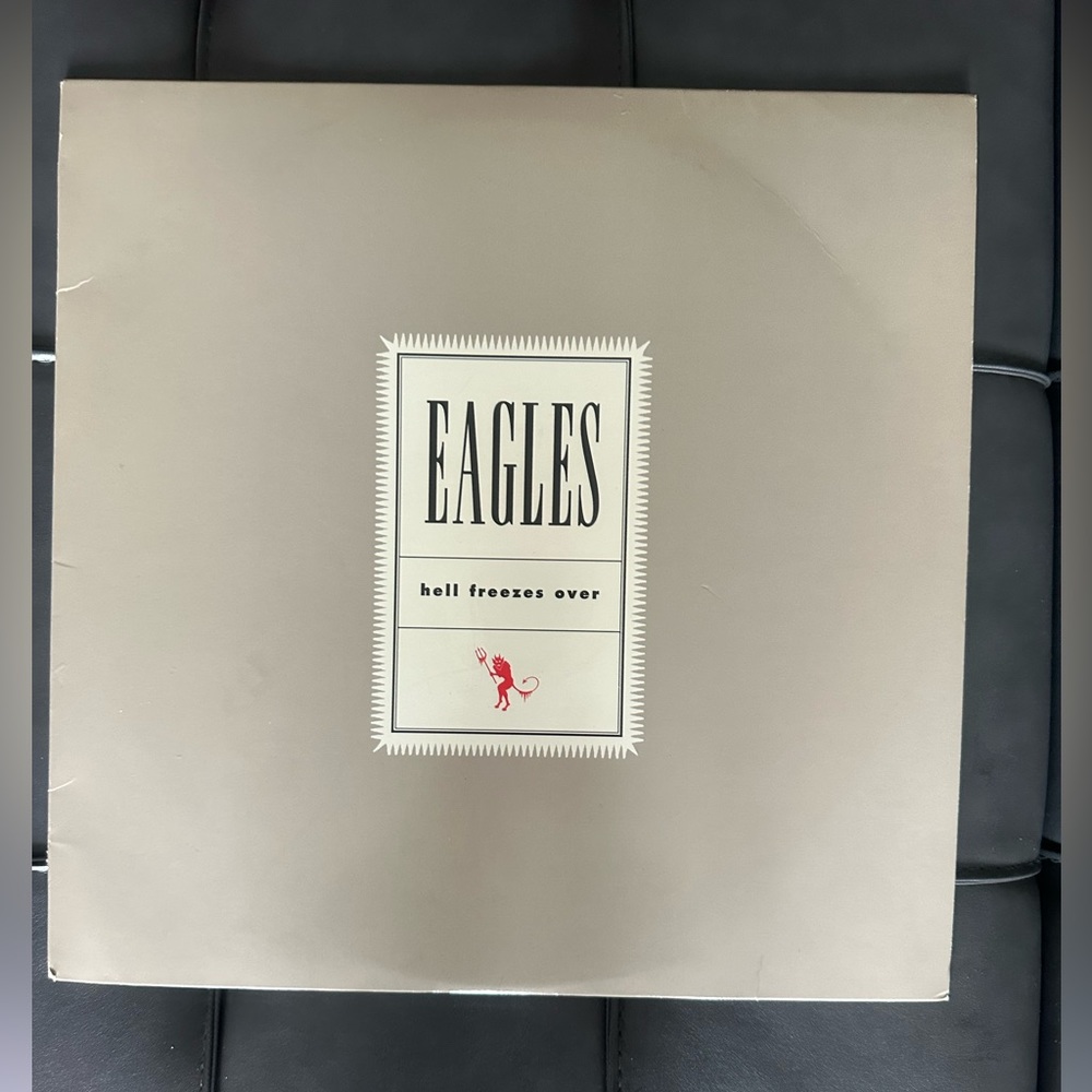 The Eagles “when hell freezes over” record laser disc. Excellent condition. 1994